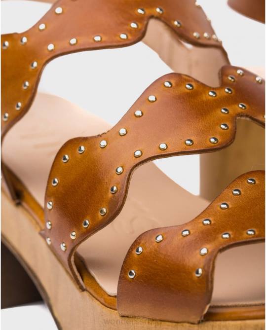 сандала цонац са металним детаљима на каишу Жене Wonders 2NZV426 обућа